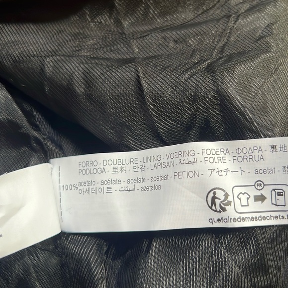 New! Zara large double breasted gold buttoned blazer. - Picture 13 of 16